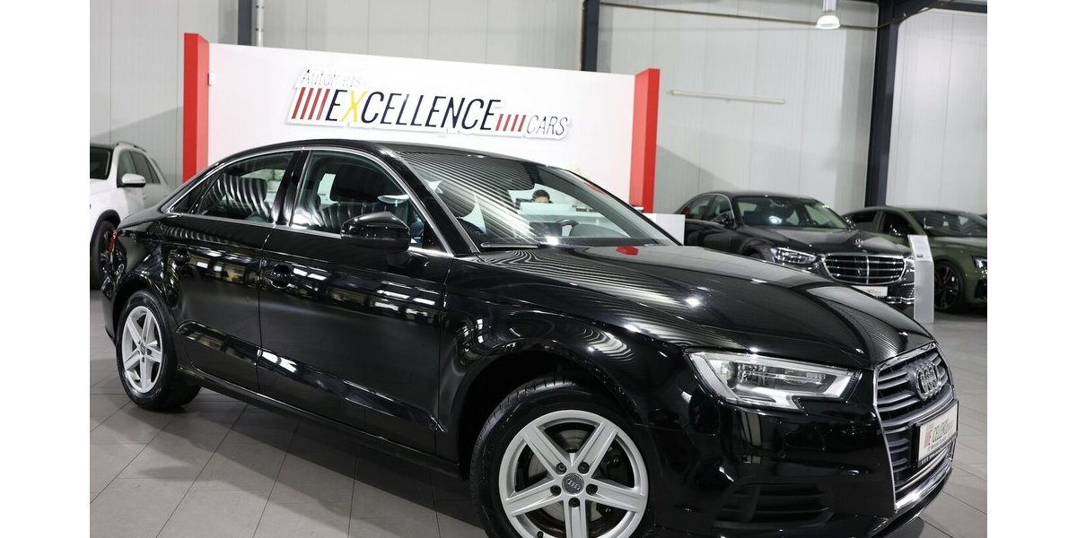 Audi A3 LIMOUSINE 1.4 TFSI BUSINESS / VIRTUAL-COCKPIT 119.000 km 16.993 &euro; Hamm 59077