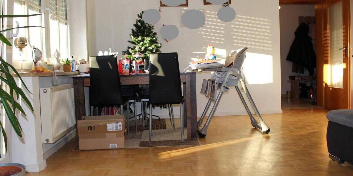 Etagenwohnung Uffenheim - 3 Zimmer, 86 m&sup2;, 770&euro; | Angebot:26330473