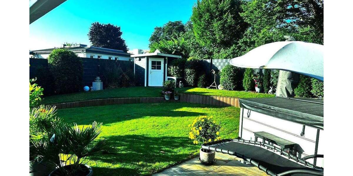 Elegantes 7 Zimmer Reihenendhaus in Rheinbach 170 qm WFL und 398 Grd. 7 zimmer