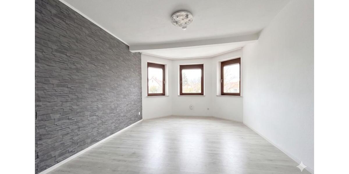 Etagenwohnung Augsburg Hochzoll - 2 Zimmer, 77 m&sup2;, 1.080&euro; | Angebot:26662919