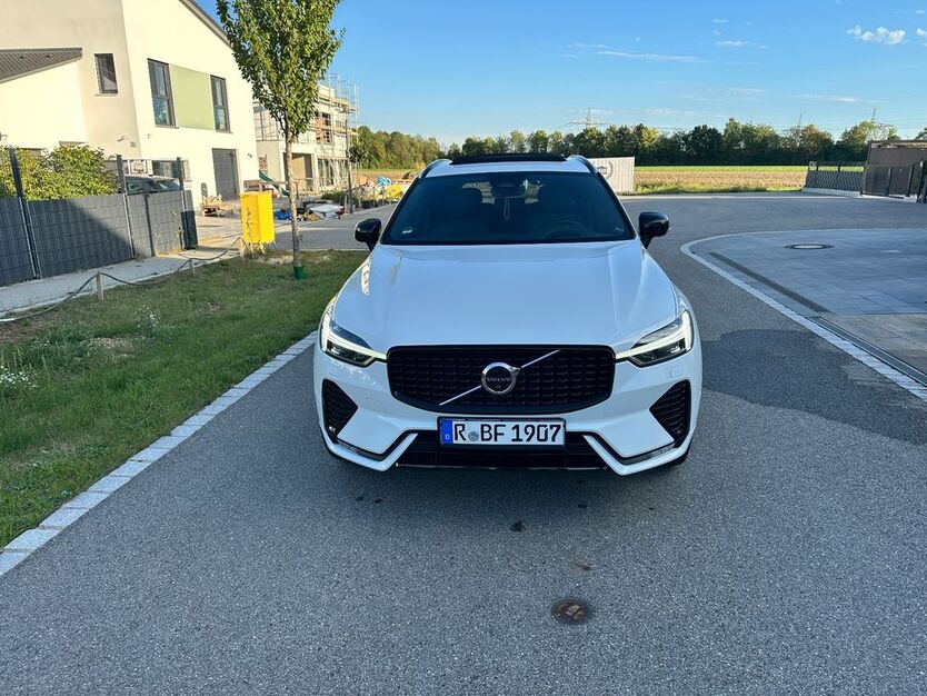Volvo XC60 51.900 km 38.900 € Barbing 93092
