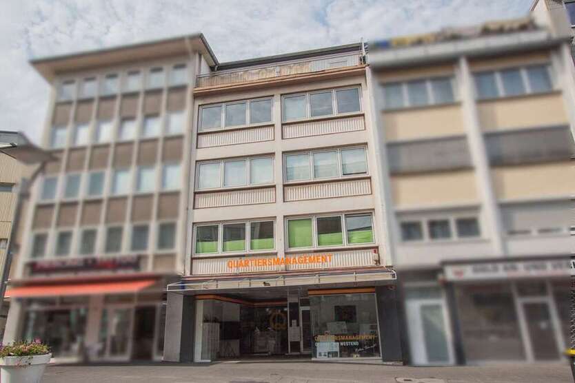 Haus zum Kaufen in Mönchengladbach 599.000 € 304 m²