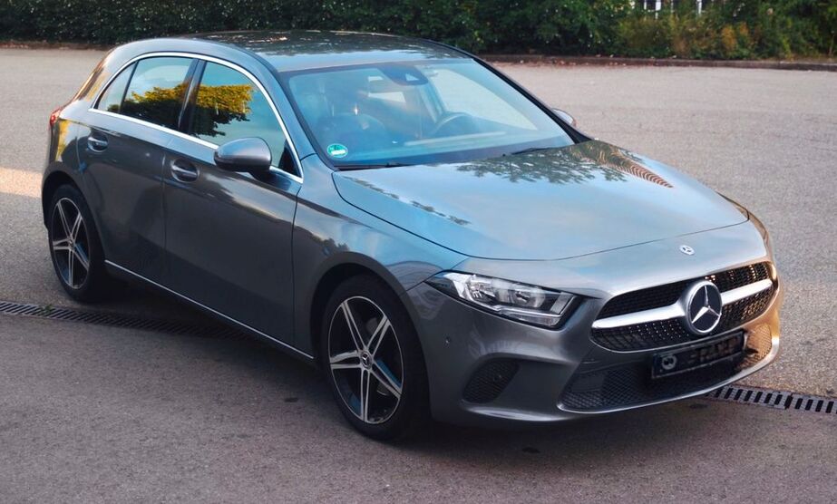 Mercedes-Benz A 200 137.000 km 15.600 € Bitz 72475