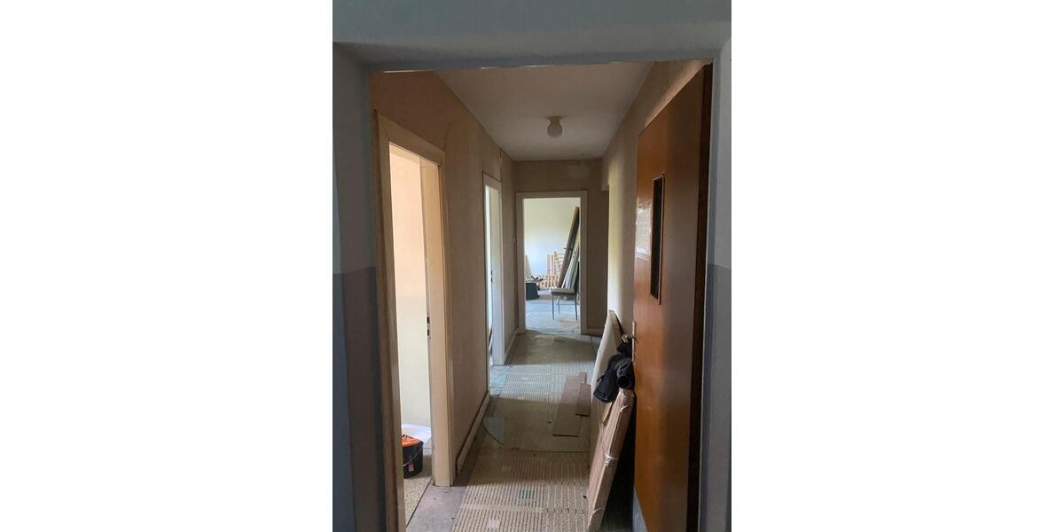 Dachgeschoßwohnung Aachen Aachen-Mitte - 6 Zimmer, 140 m&sup2;, 140.000&euro; | Angebot:26396635