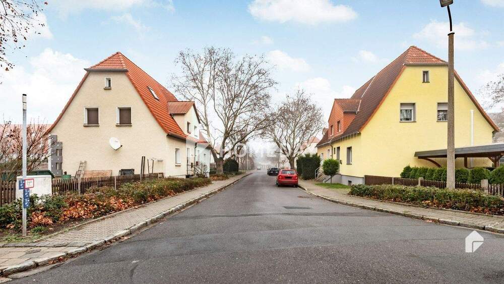 Doppelhaushälfte Leuna - 4 Zimmer, 110 m&sup2;, 179.000&euro; | Angebot:24657998