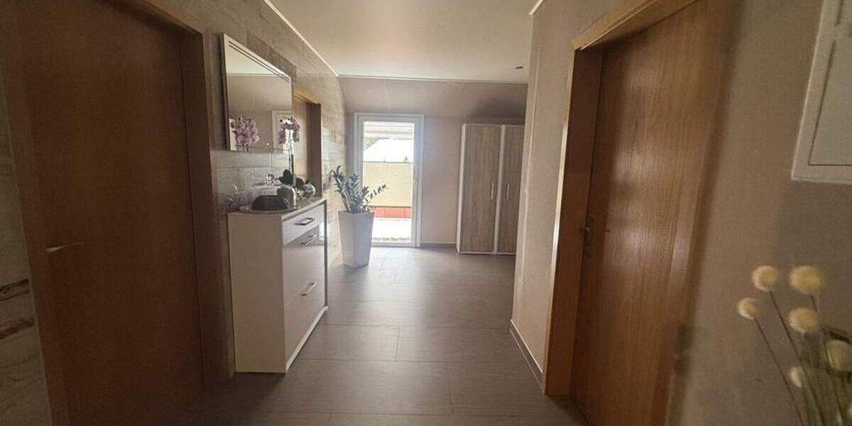 Mehrfamilienhaus, Wohnhaus Bad Salzungen Hämbach - 8 Zimmer, 275 m&sup2;, 555.000&euro; | Angebot:25728307