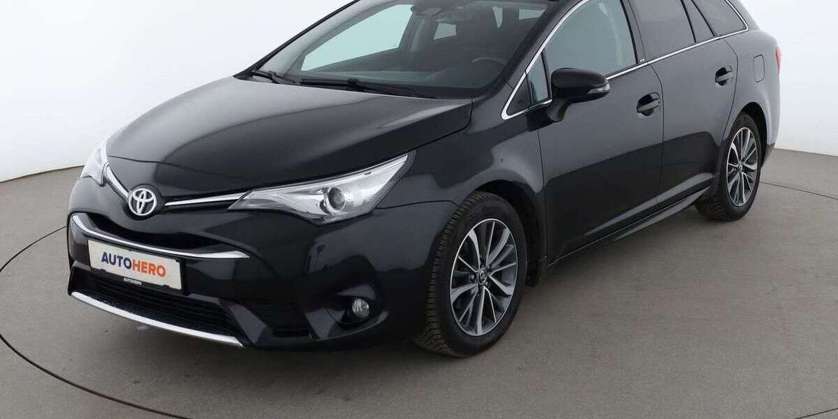 Toyota Avensis 92.426 km 15.880 &euro; Nürnberg 90441