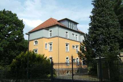 Haus zum Kaufen in Radebeul 1.750.000 € 645 m²