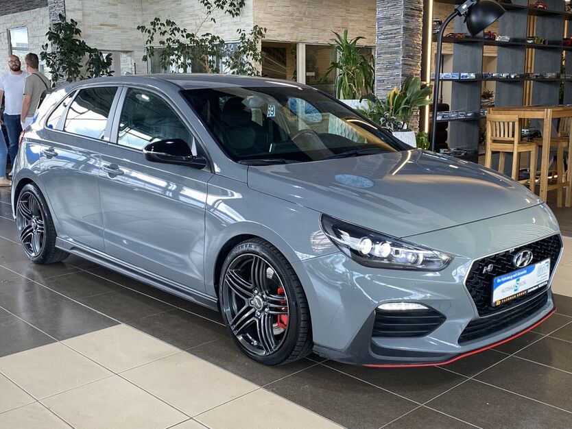Hyundai i30 44.364 km 26.000 € Bonn 53227