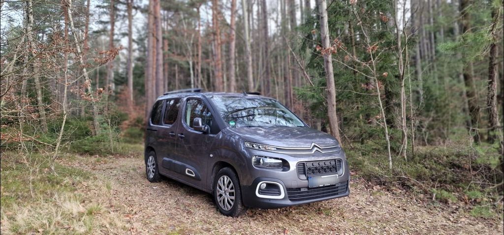 Citroen Berlingo 85.900 km 15.500 &euro; Schneeberg 08289