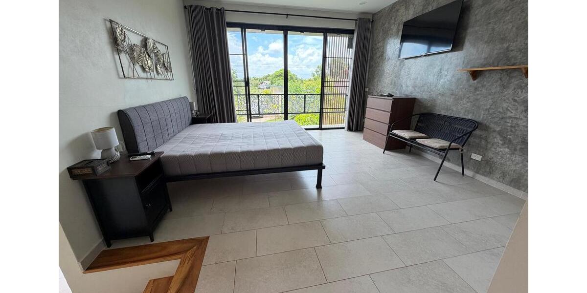 Villa Düsseldorf Stadtbezirk 8 - 5 Zimmer, 220 m&sup2;, 190.000&euro; | Angebot:26869964