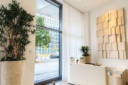 Wohnung Frankfurt am Main Europaviertel - 3 Zimmer, 169 m&sup2;, 4.000&euro; | Angebot:27101023
