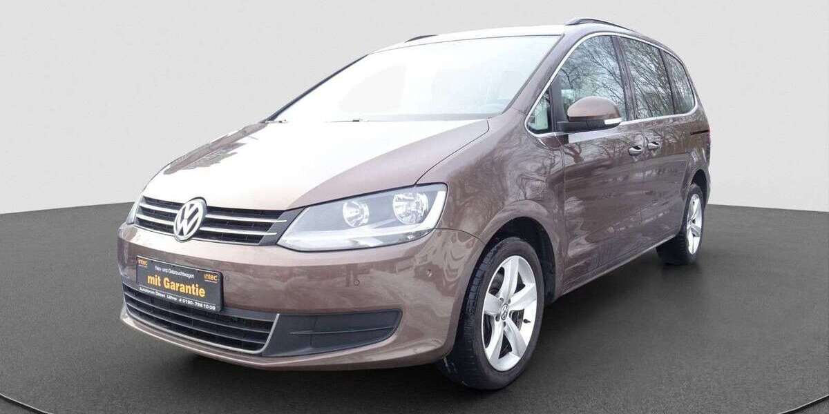 VW Sharan 134.998 km 14.490 &euro; Löhne 32584
