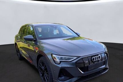Audi e-tron 72.506 km 31.800 € Rastede/ Wahnbek 26180