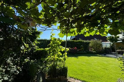 ETW in RosdorfSieboldshausen, 140 m², 5 Zimmer plus WiGa, Garage