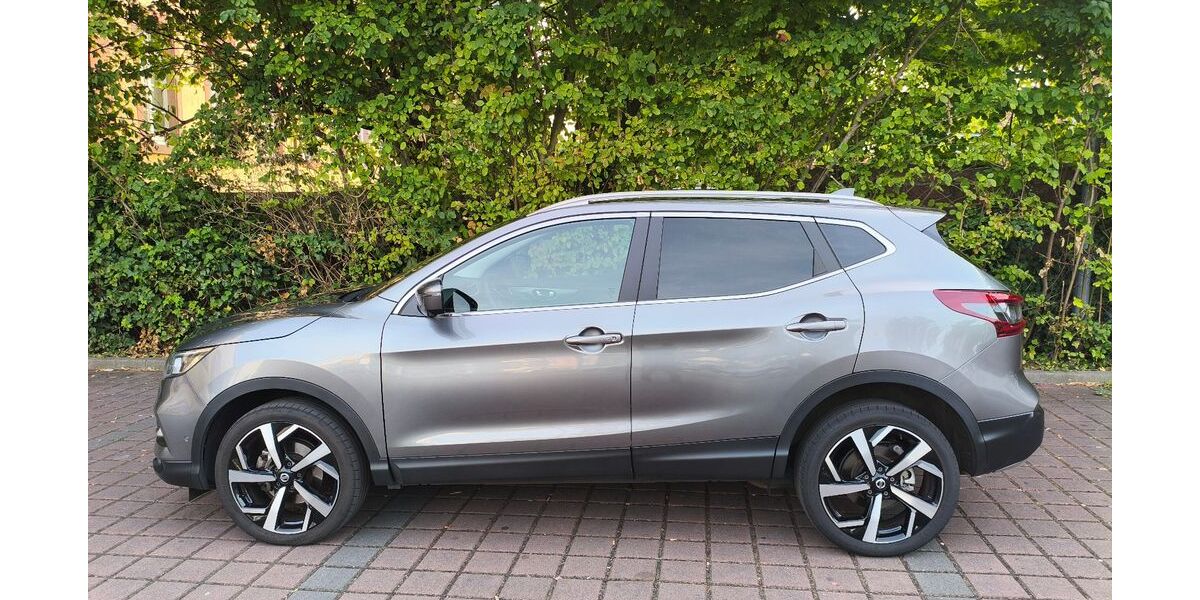 Nissan Qashqai 29.000 km 18.200 &euro; Lahr 77933