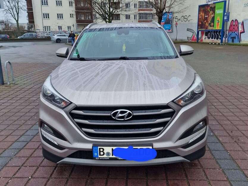 Hyundai TUCSON 75.000 km 17.500 € Berlin 12055