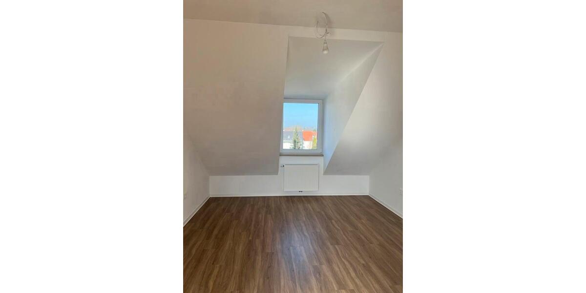 Dachgeschoßwohnung Dachau - 4 Zimmer, 116 m&sup2;, 1.904&euro; | Angebot:25387261