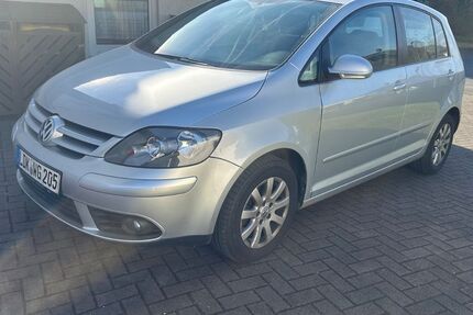 VW Golf Plus 68.900 km 6.500 &euro; Braunfels 35619