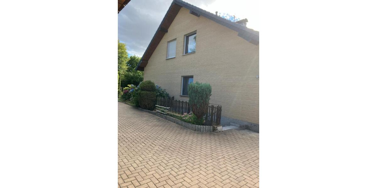 Einfamilienhaus Extertal - 9 Zimmer, 220 m&sup2;, 364.000&euro; | Angebot:26889274