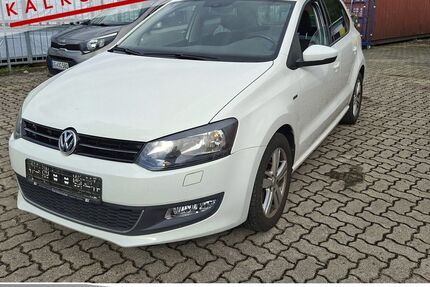 VW Polo 102.549 km 8.985 &euro; Achern 77855