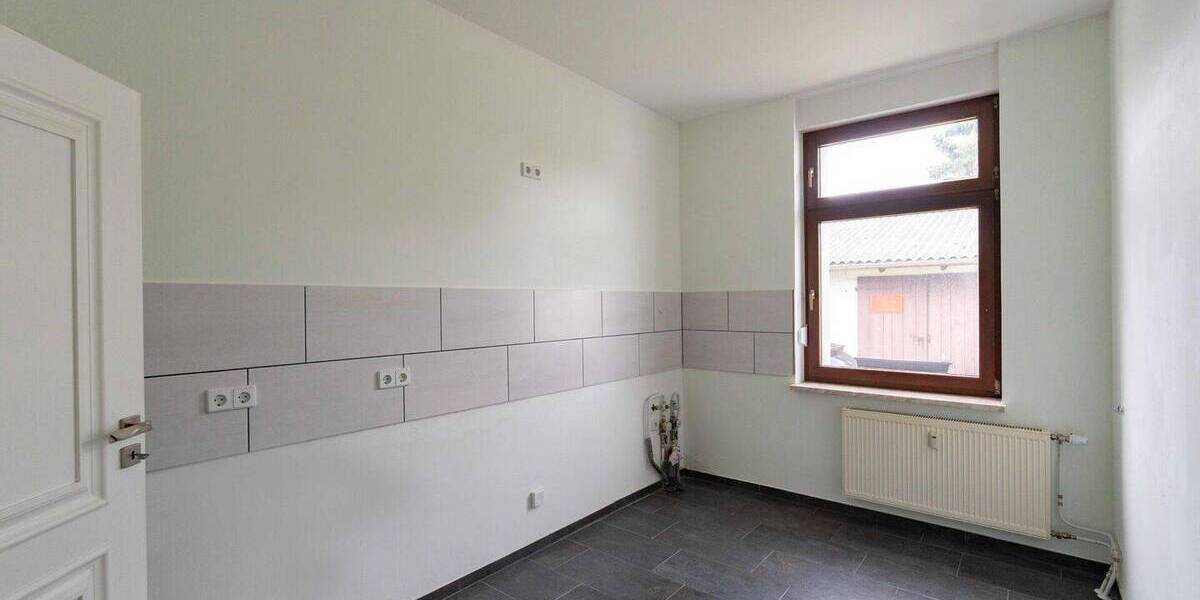 Etagenwohnung Bad Schmiedeberg - 2 Zimmer, 89 m&sup2;, 695&euro; | Angebot:26805944