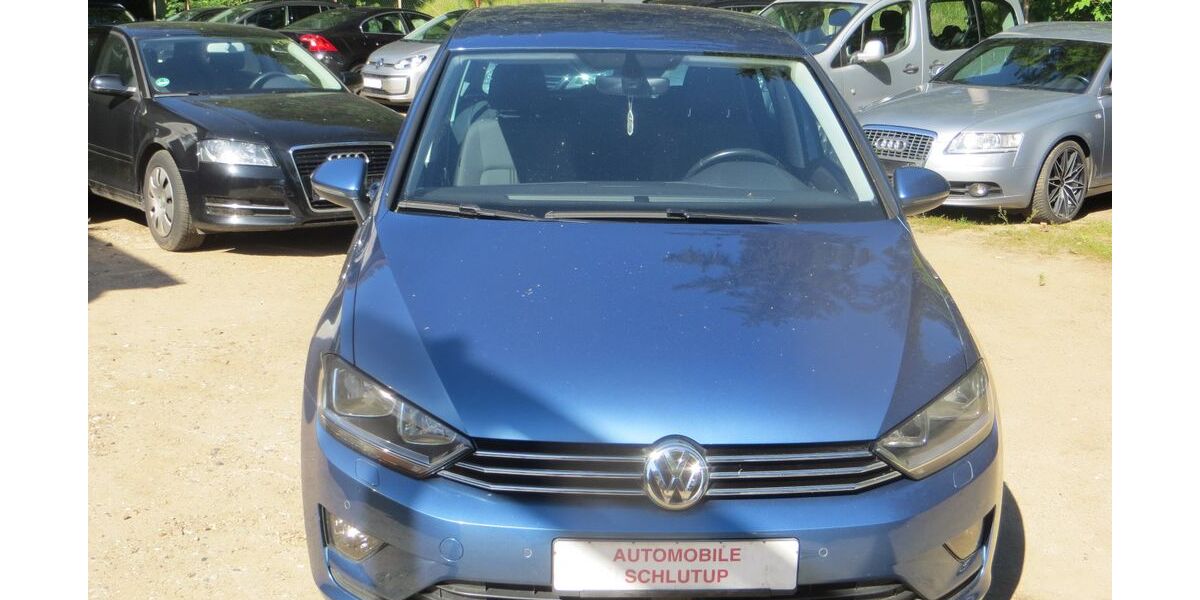 VW Golf 122.000 km 8.900 &euro; Lübeck 23568