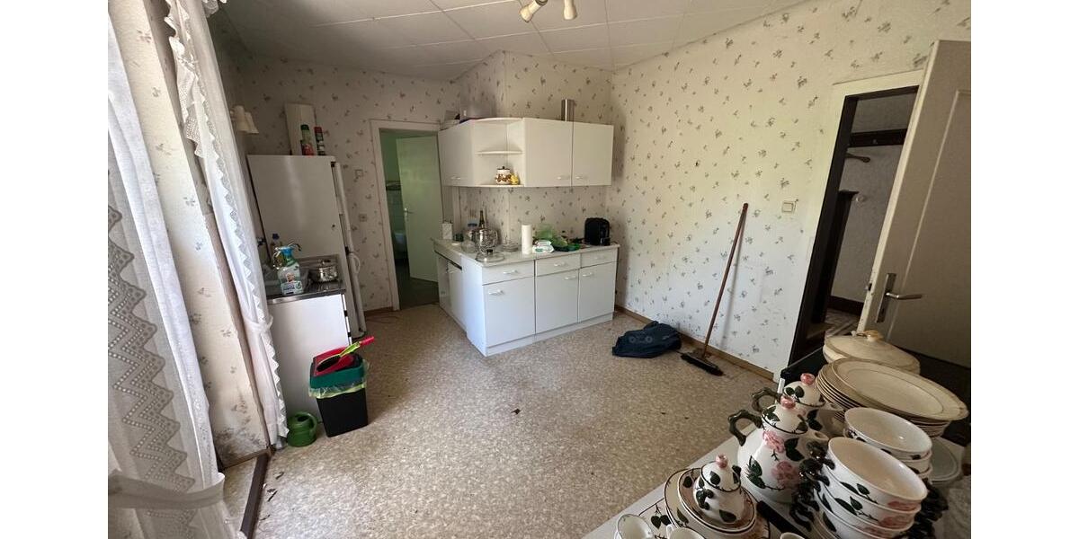 Einfamilienhaus Wadgassen - 7 Zimmer, 141 m&sup2;, 220.000&euro; | Angebot:26951364