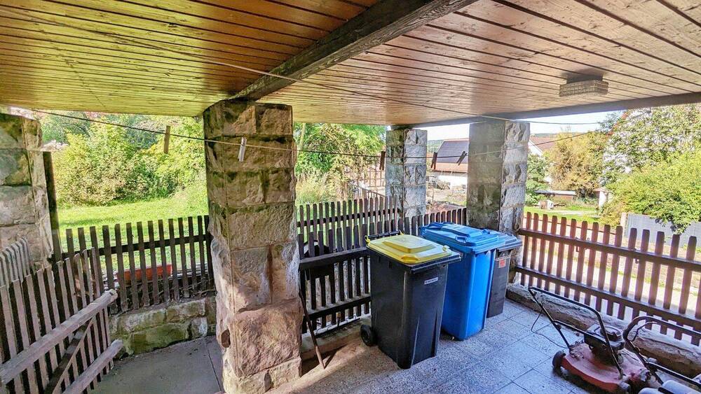 Doppelhaushälfte Hildburghausen Häselrieth - 5 Zimmer, 120 m&sup2;, 49.000&euro; | Angebot:25679321