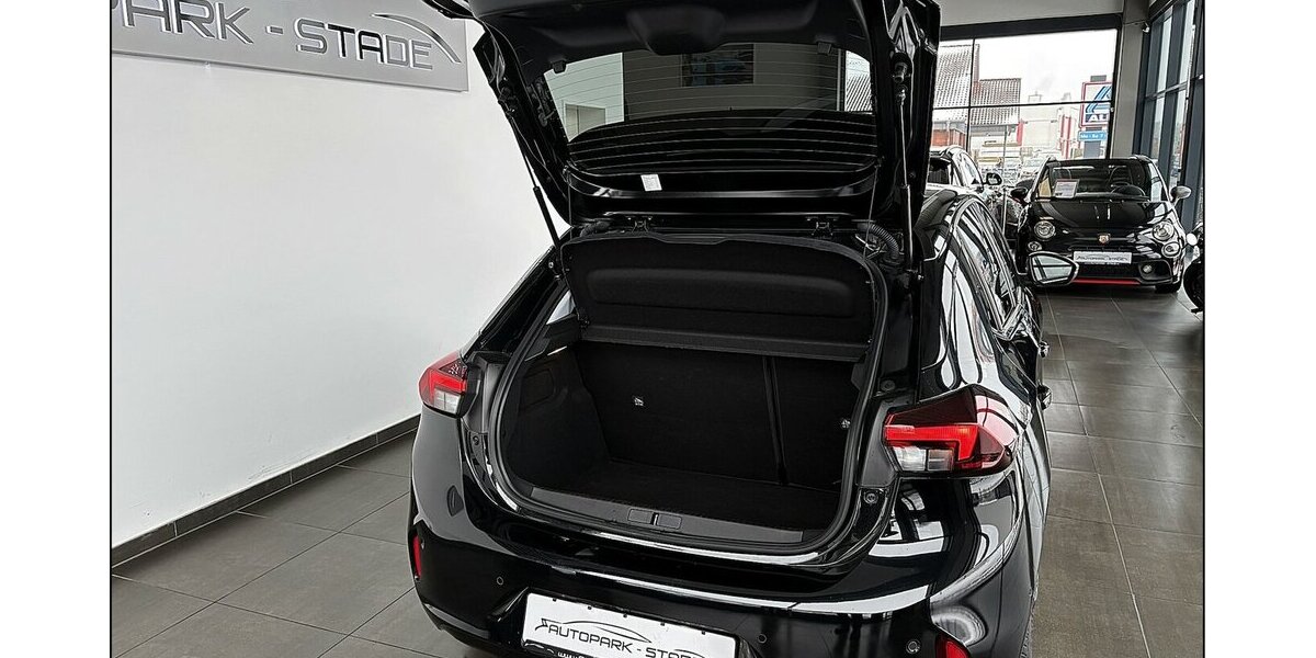 Opel Corsa 1.2 Turbo Auto. Elegance Kamera LED Tempo 56.700 km 15.390 &euro; Stade 21682