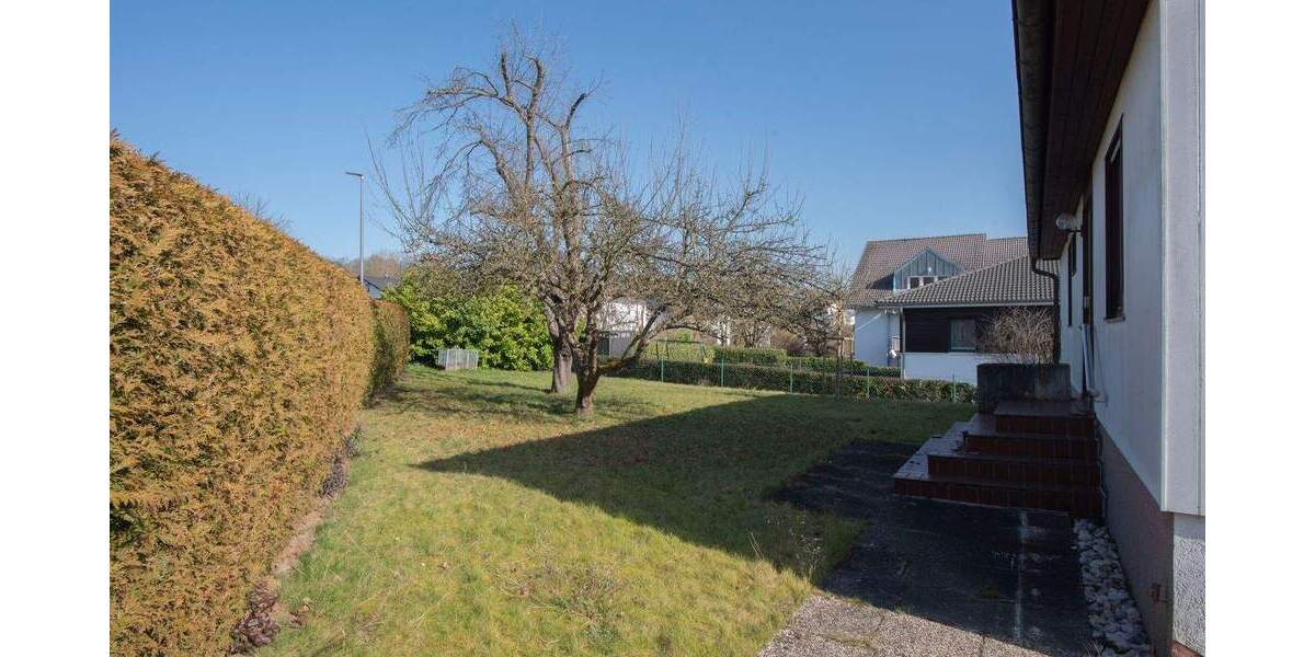 Einfamilienhaus Bad Camberg Erbach - 6 Zimmer, 175 m&sup2;, 385.000&euro; | Angebot:25695754