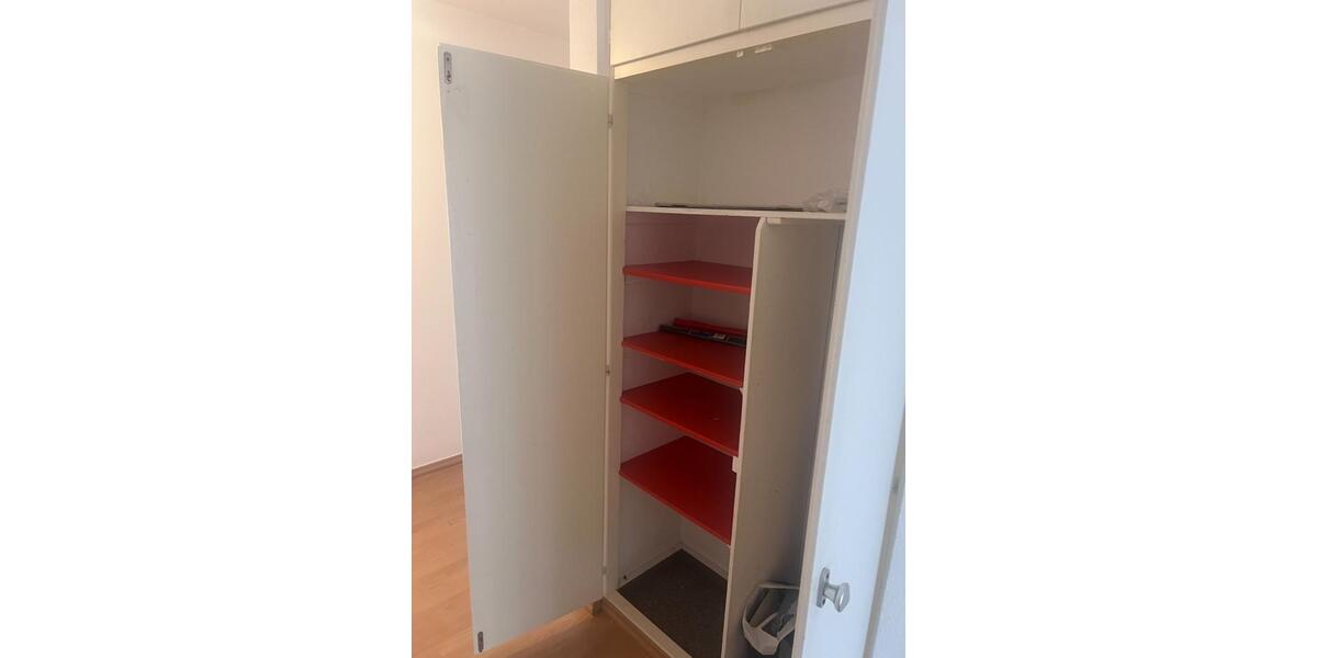 Etagenwohnung Bergisch Gladbach Alt-Frankenforst - 3 Zimmer, 85 m&sup2;, 1.200&euro; | Angebot:24955907