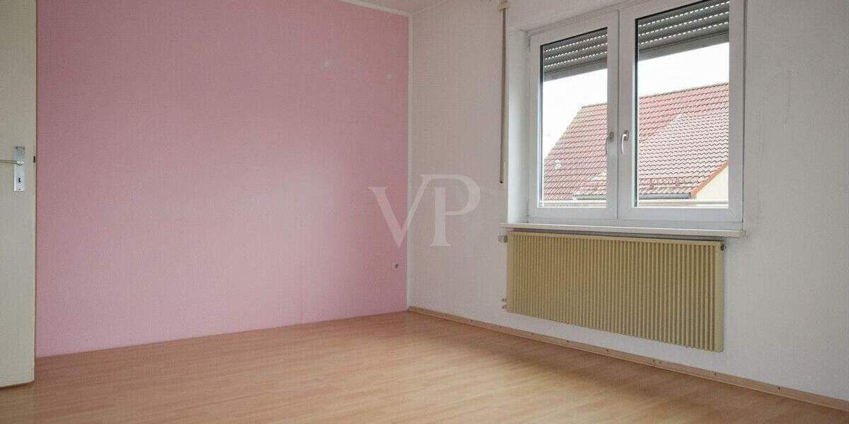 Mehrfamilienhaus, Wohnhaus Ansbach - 6 Zimmer, 130 m&sup2;, 330.000&euro; | Angebot:25733896