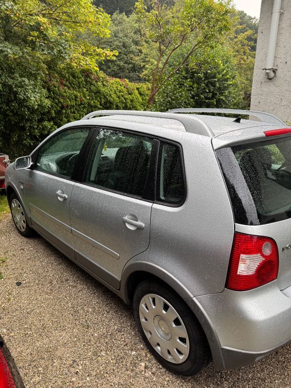 VW Polo 94.000 km 4.299 € Traunstein 83278