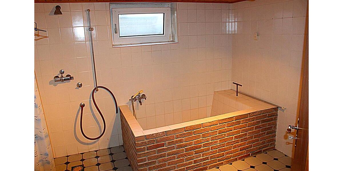 Einfamilienhaus Clenze - 6.5 Zimmer, 182 m&sup2;, 239.000&euro; | Angebot:26709118