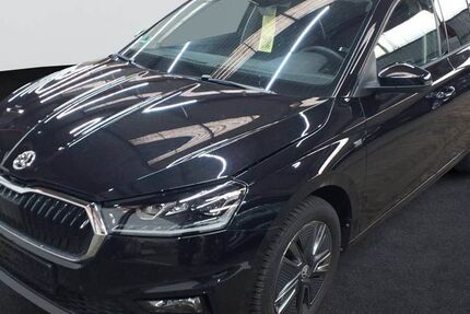 Skoda Fabia 14.702 km 21.990 &euro; Pulheim-Brauweiler 50259