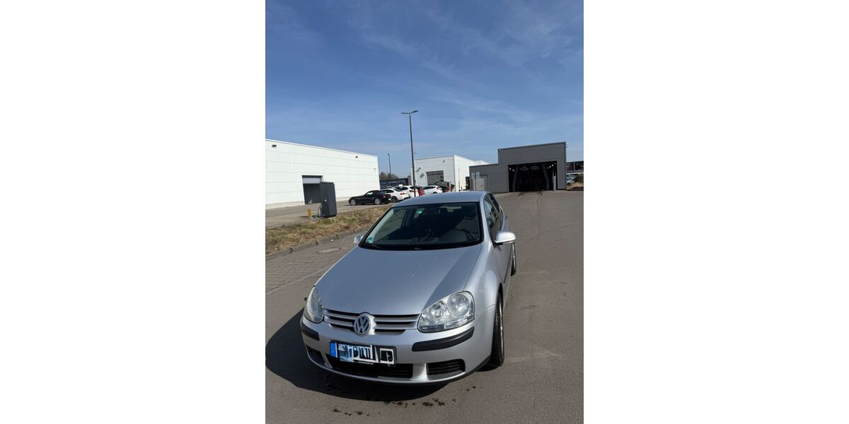 VW Golf 290.000 km 750 &euro; Singen 78224