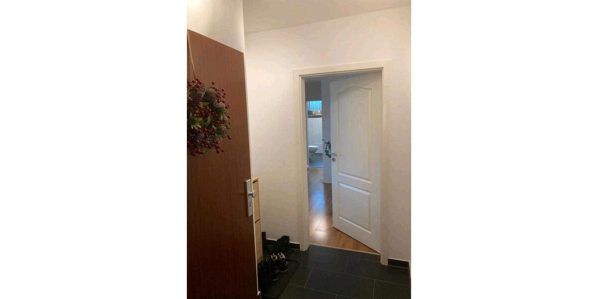 Hochparterre Neuenbürg - 3 Zimmer, 80 m&sup2;, 1.150&euro; | Angebot:26611946