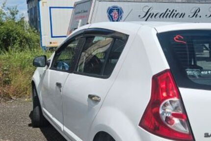Dacia Sandero 201.000 km 1.299 &euro; Seehausen 39164