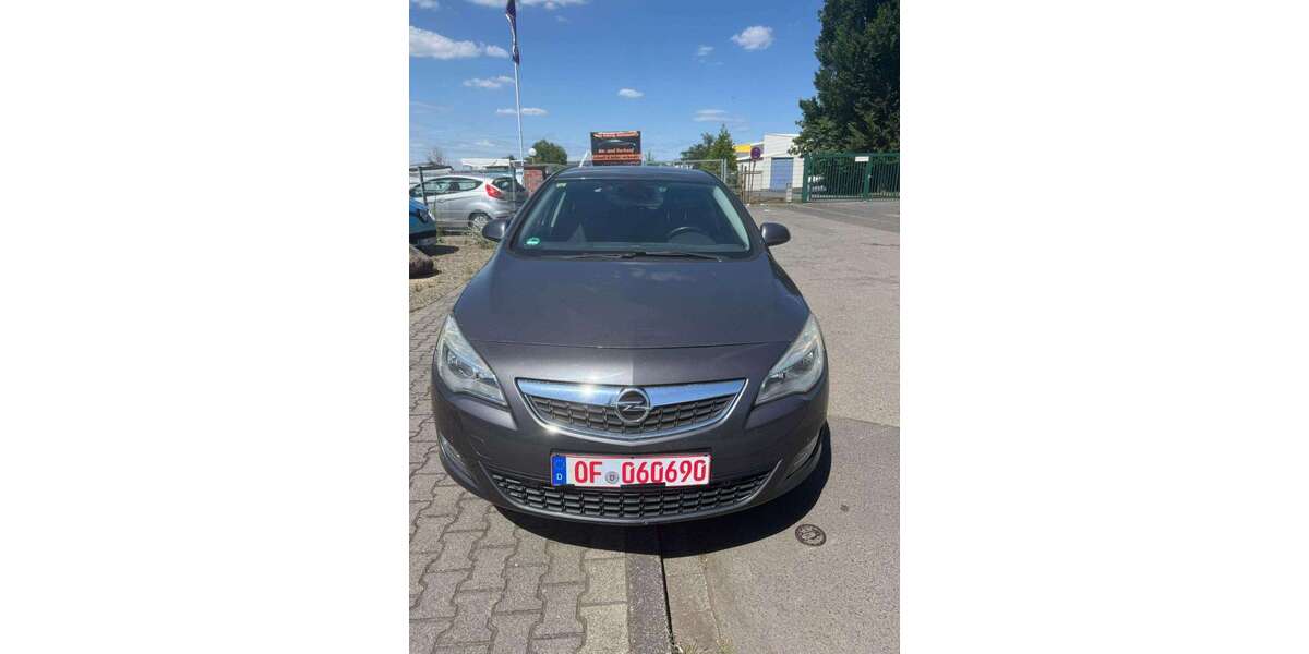 Opel Astra 99.000 km 6.800 &euro; Mühlheim 63165
