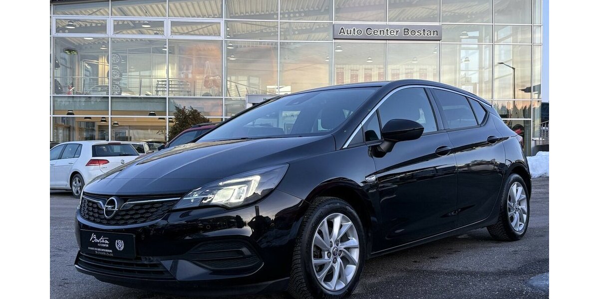 Opel Astra 1.2 K Lim. NAVI/SHZ/DAB/AHK/ACC/CARPLAY 48.063 km 14.900 &euro; Villingen-Schwenningen 78054