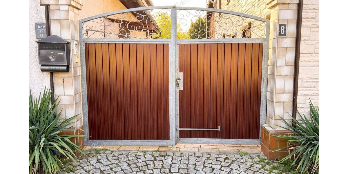 Einfamilienhaus Schkeuditz Glesien - 7 Zimmer, 170 m&sup2;, 130.000&euro; | Angebot:26556389