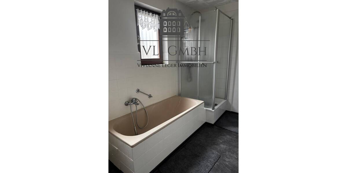 Doppelhaushälfte Sankt Ingbert St. Ingbert - 6 Zimmer, 220 m&sup2;, 368.000&euro; | Angebot:26378156