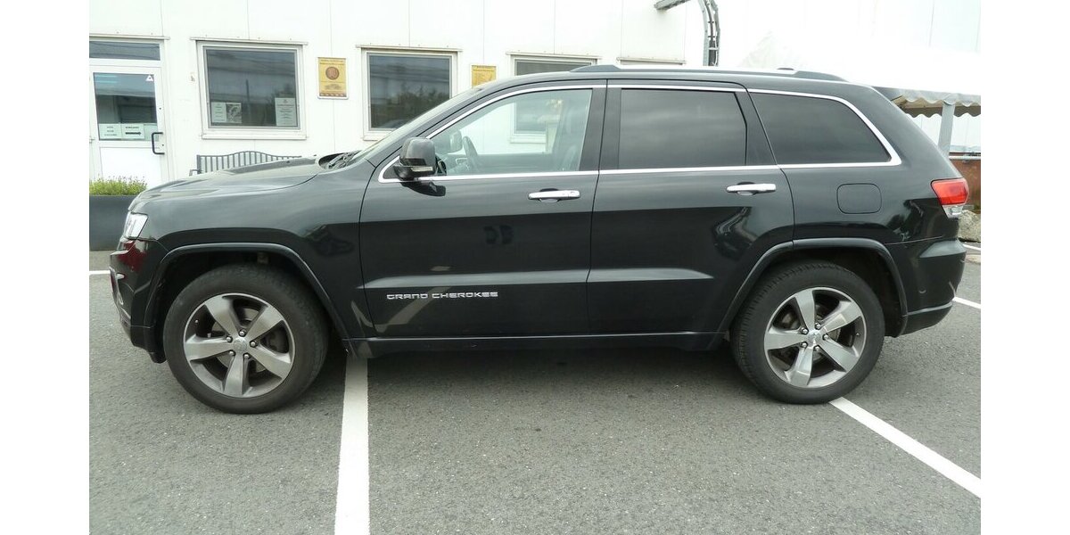 Jeep Grand Cherokee 3.0 CRD Overland Leder Navi Alu20´´ 150.000 km 12.900 &euro; Ratingen 40885