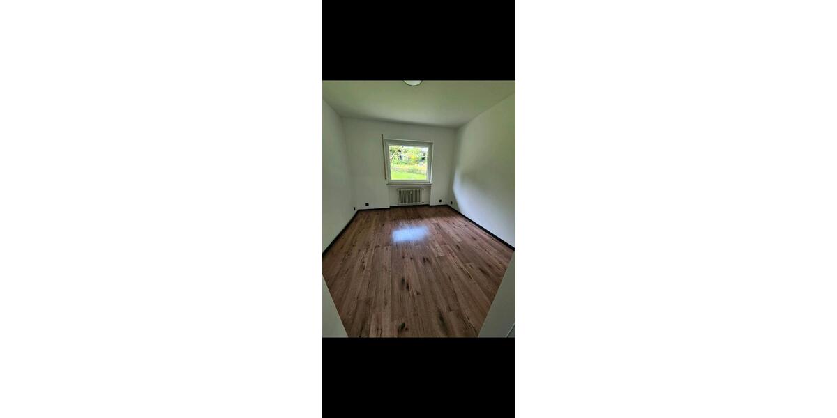 Etagenwohnung Lüdenscheid Staberg - 4 Zimmer, 105 m&sup2;, 255.000&euro; | Angebot:26865134