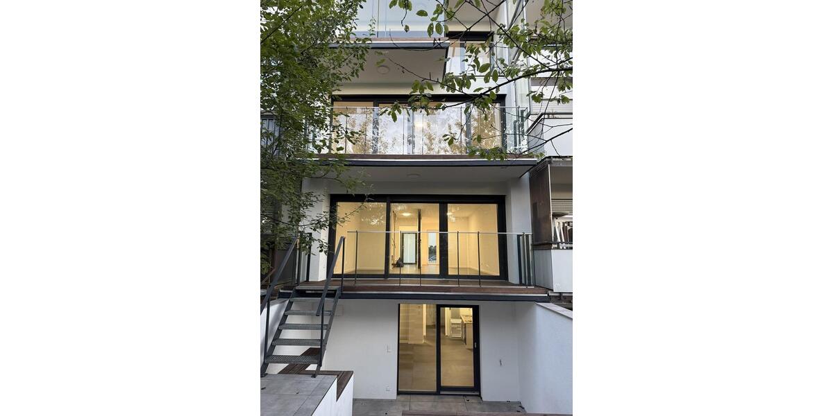 Reihenhaus Freiburg im Breisgau Haslach - 6 Zimmer, 160 m&sup2;, 3.250&euro; | Angebot:25361243