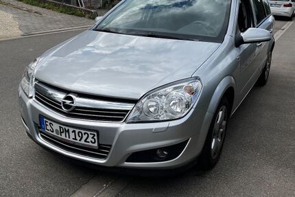 Opel Astra 142.000 km 3.600 € Neuffen 72639