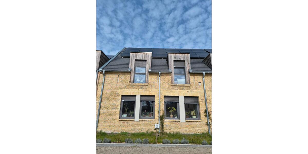 Reihenhaus Velten - 4.5 Zimmer, 139 m&sup2;, 1.700&euro; | Angebot:26095187