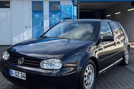 VW Golf 208.000 km 3.000 &euro; Maintal 63477