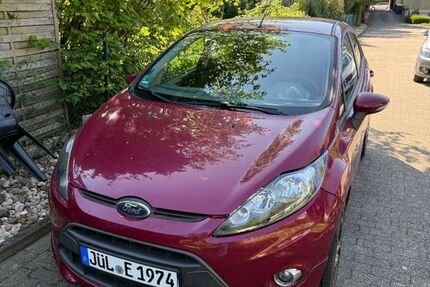 Ford Fiesta 75.000 km 4.500 &euro; Aachen 52072